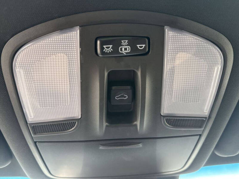 2020 Hyundai Veloster