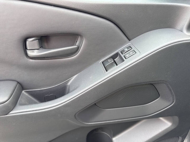 2023 Nissan Frontier S