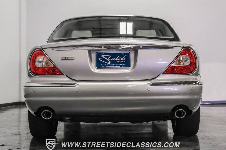 2004 Jaguar XJ-Series XJ8