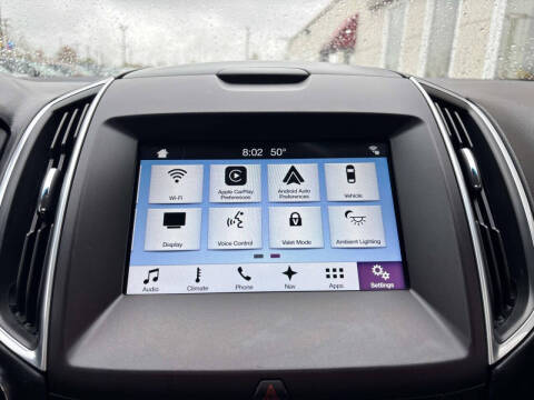 2017 Ford Edge Titanium