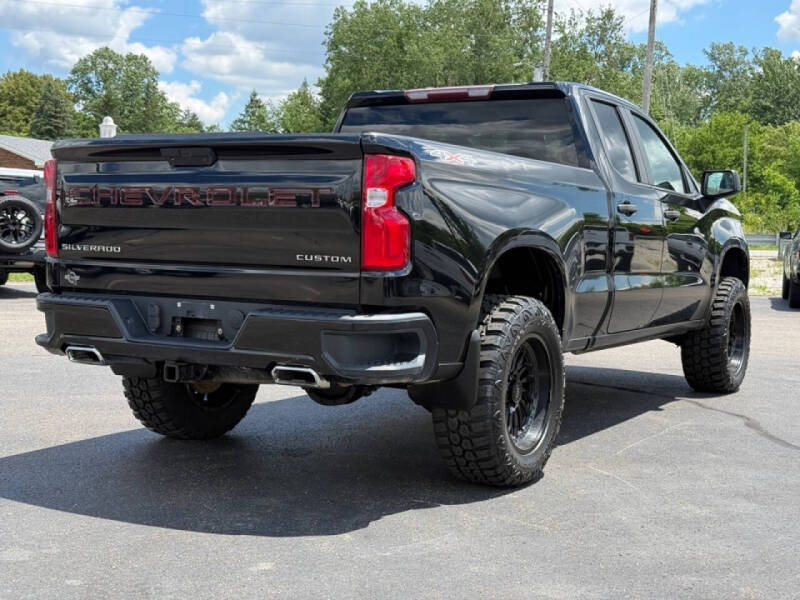 2020 Chevrolet Silverado 1500 Custom