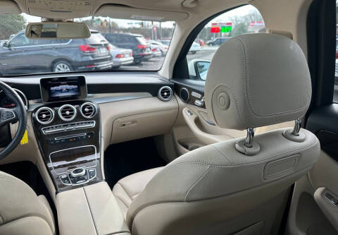 2019 Mercedes-Benz GLC GLC 300