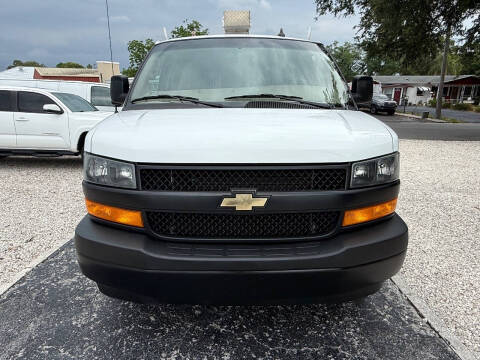 2023 Chevrolet Express 2500