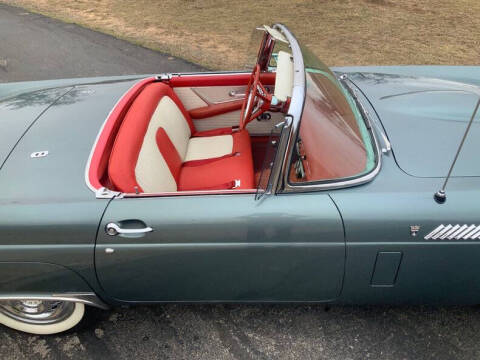 1956 Ford Thunderbird