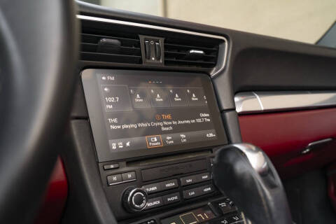 2019 Porsche 911 Carrera