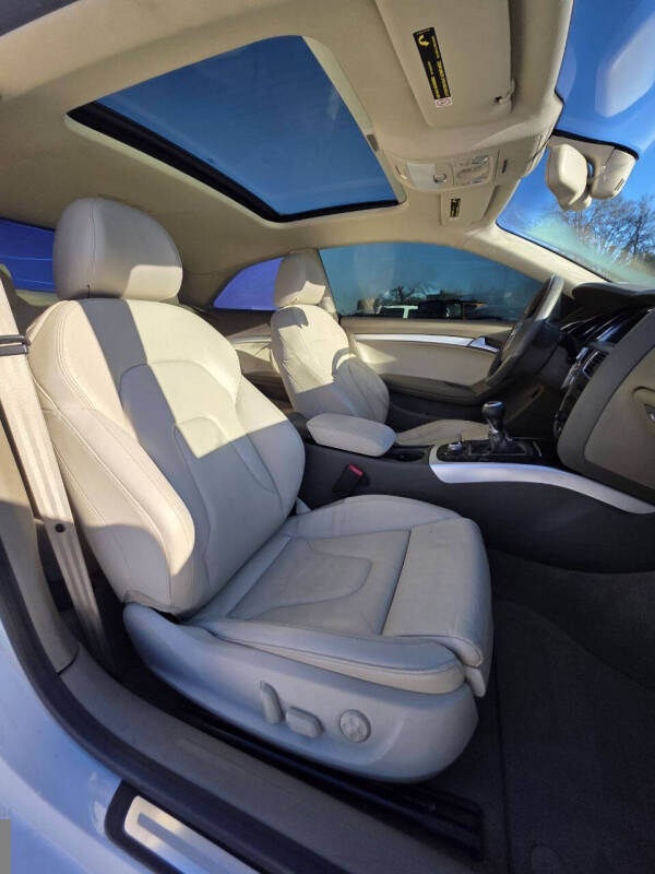 2011 Audi A5 2.0T quattro Premium Plus