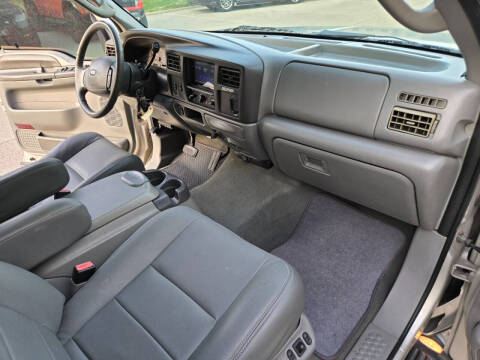 2003 Ford Excursion XLT
