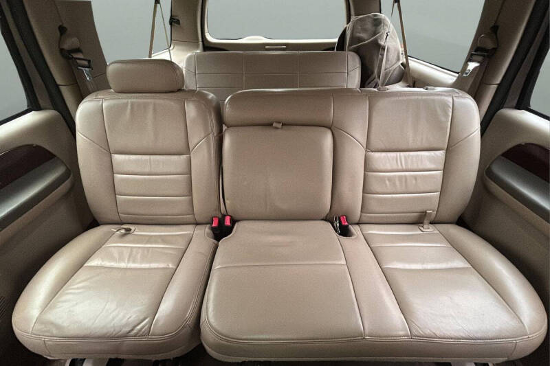 2004 Ford Excursion Limited