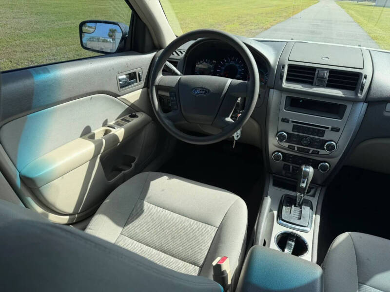 2012 Ford Fusion S