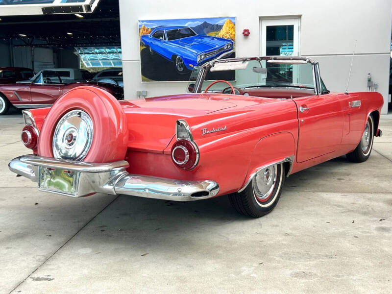 1956 Ford Thunderbird