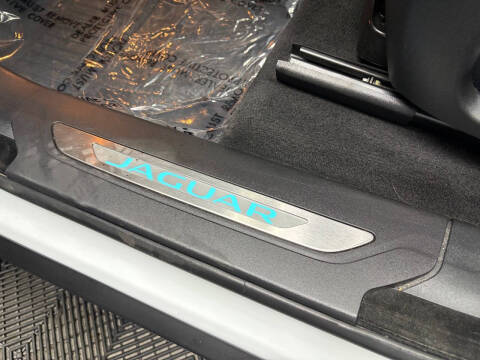 2020 Jaguar F-PACE 25t Premium