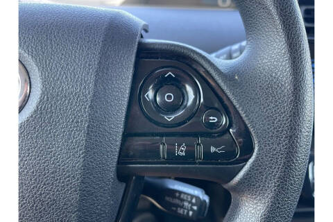 2019 Toyota Prius LE