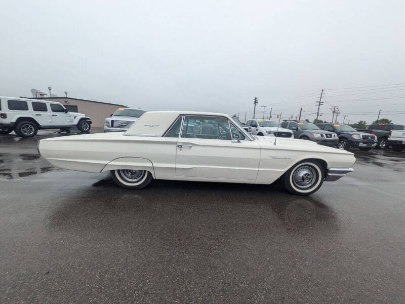 1964 Ford Thunderbird