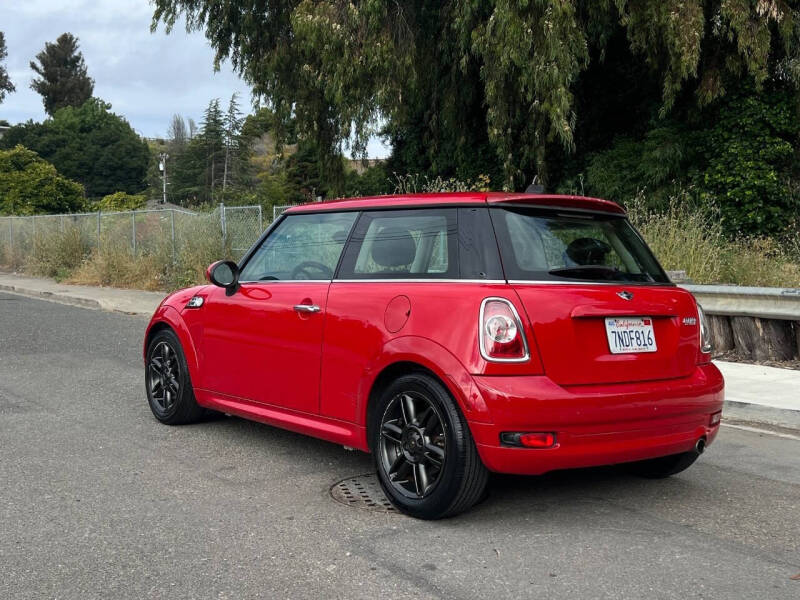 2011 MINI Cooper