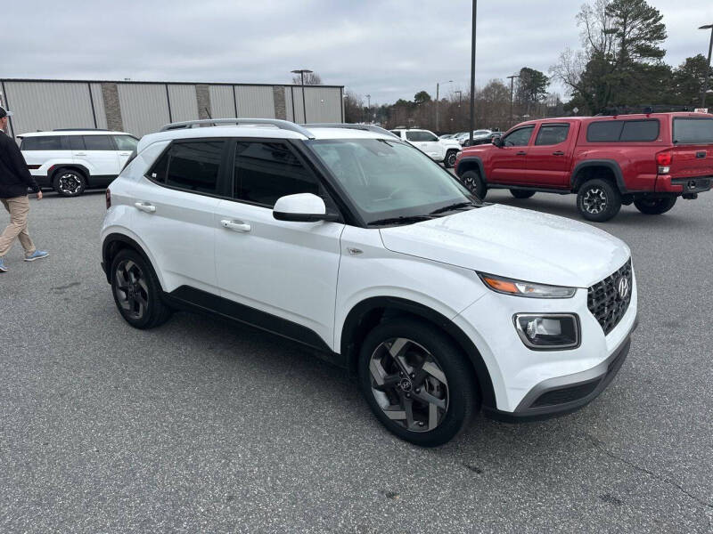 2024 Hyundai Venue SEL