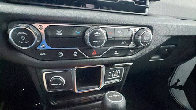 2024 Jeep Gladiator Sport