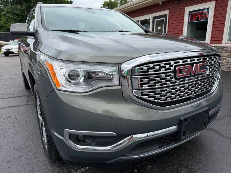 2017 GMC Acadia Denali