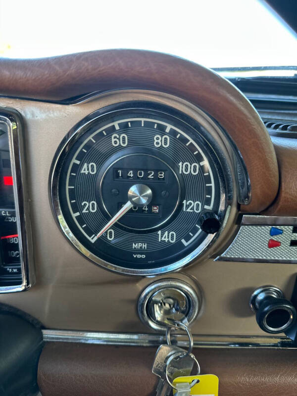 1971 Mercedes-Benz 280-Class