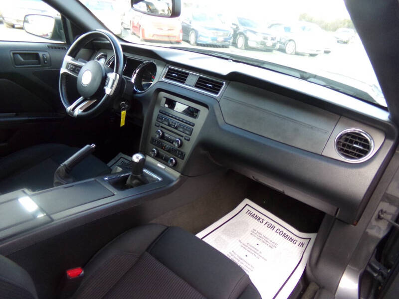 2014 Ford Mustang V6