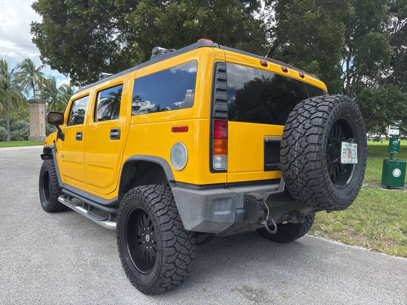 2004 HUMMER H2 Lux Series