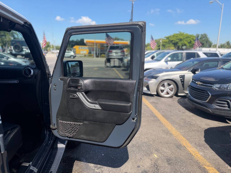 2017 Jeep Wrangler Unlimited Sahara