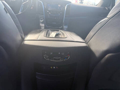 2015 Cadillac Escalade Platinum