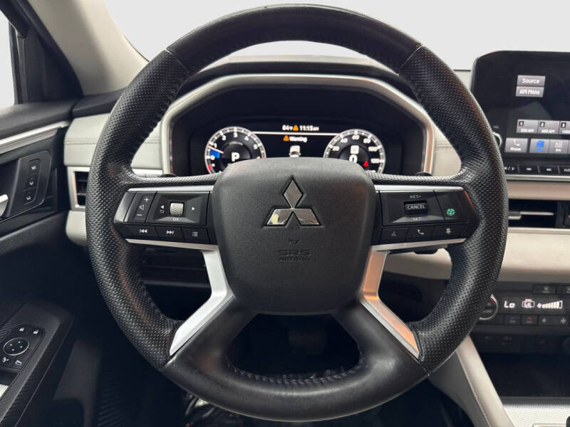 2022 Mitsubishi Outlander SEL