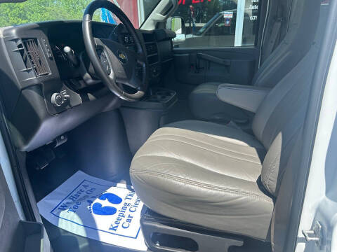 2020 Chevrolet Express 2500