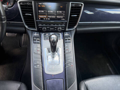 2011 Porsche Panamera 4