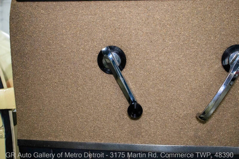 1951 Packard 200 Deluxe