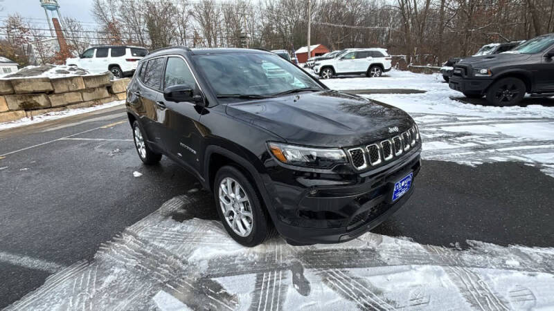 2023 Jeep Compass Latitude Lux