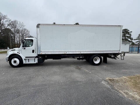2017 Freightliner M2 106