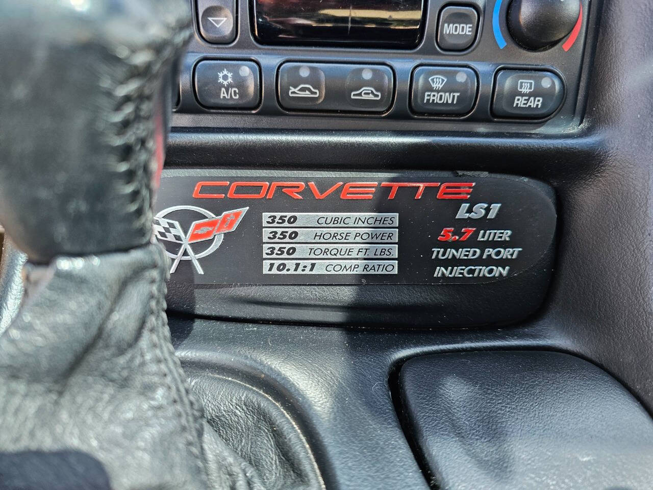 2001 Chevrolet Corvette 107