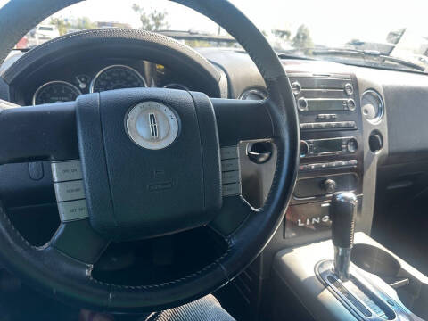 2006 Lincoln Mark LT