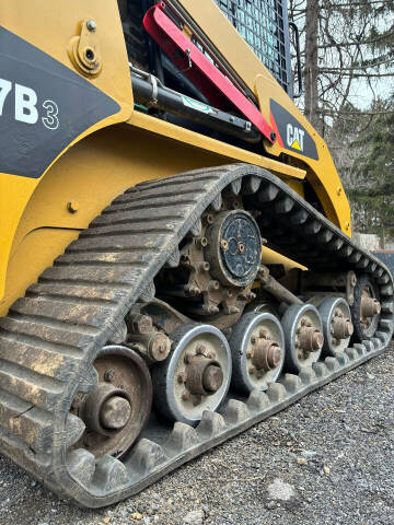 2011 Caterpillar 247 B3