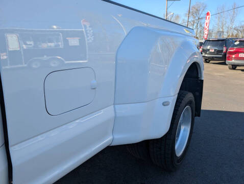 2022 Ford F-450 Super Duty Lariat