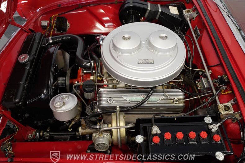 1957 Ford Thunderbird