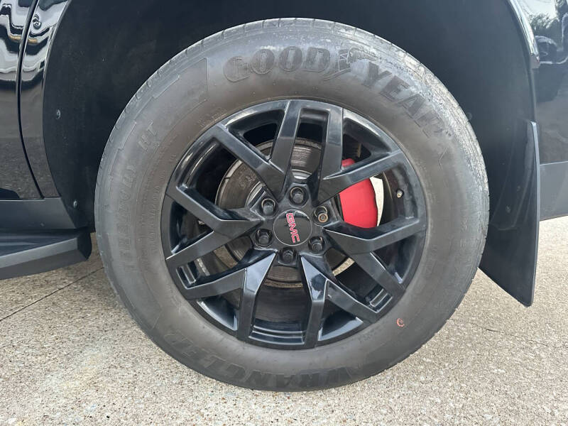2022 GMC Yukon AT4