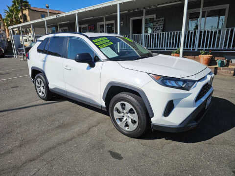 2019 Toyota RAV4 LE