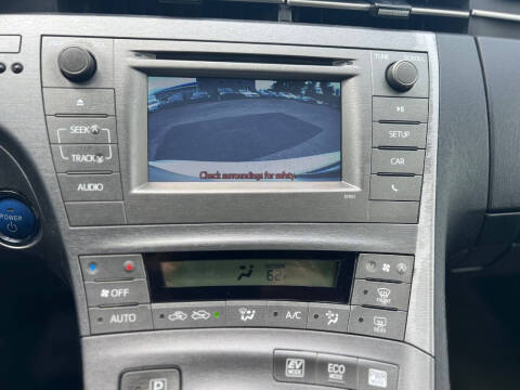 2015 Toyota Prius Three