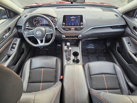 2022 Nissan Altima 2.5 SR