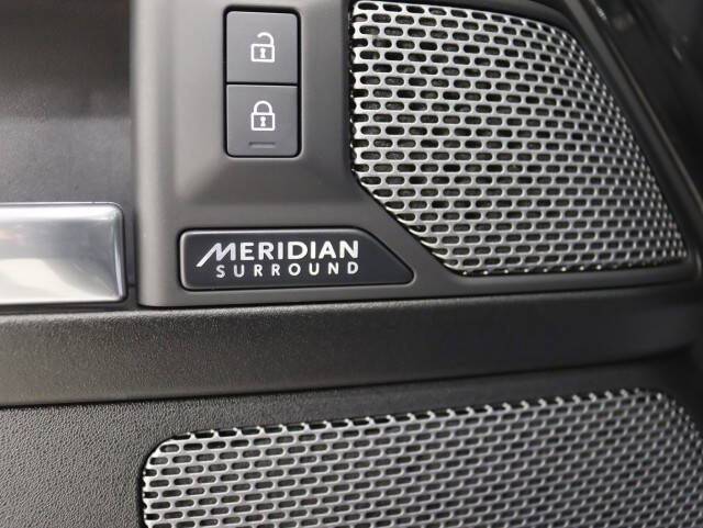 2023 Land Rover Defender