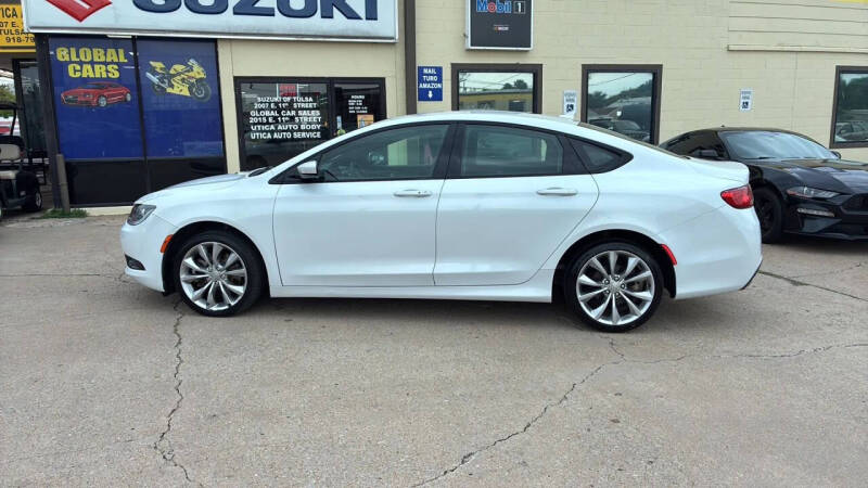 2015 Chrysler 200 S
