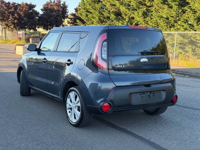 2014 Kia Soul +