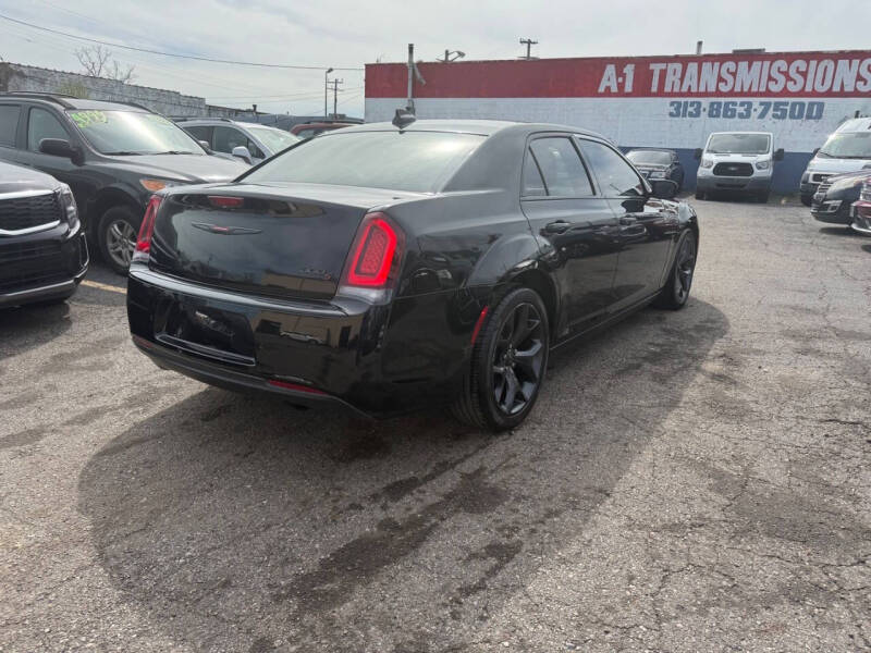 2021 Chrysler 300 S V6