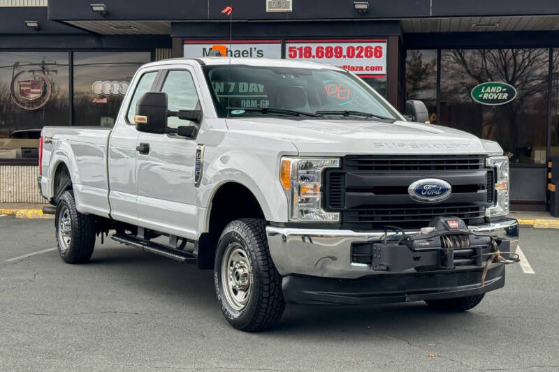 2017 Ford F-250 Super Duty XL's photo
