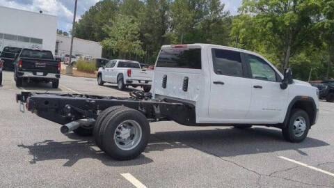 2025 GMC Sierra 3500HD CC Pro