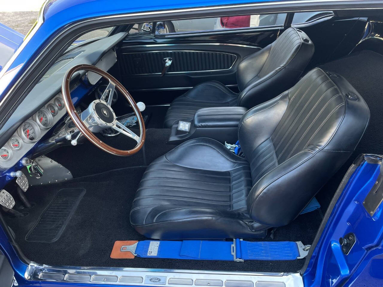 1966 Ford Mustang 28