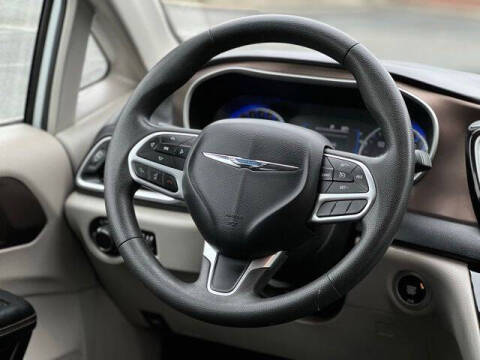 2017 Chrysler Pacifica Touring