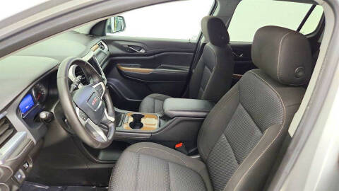 2020 GMC Acadia SLE
